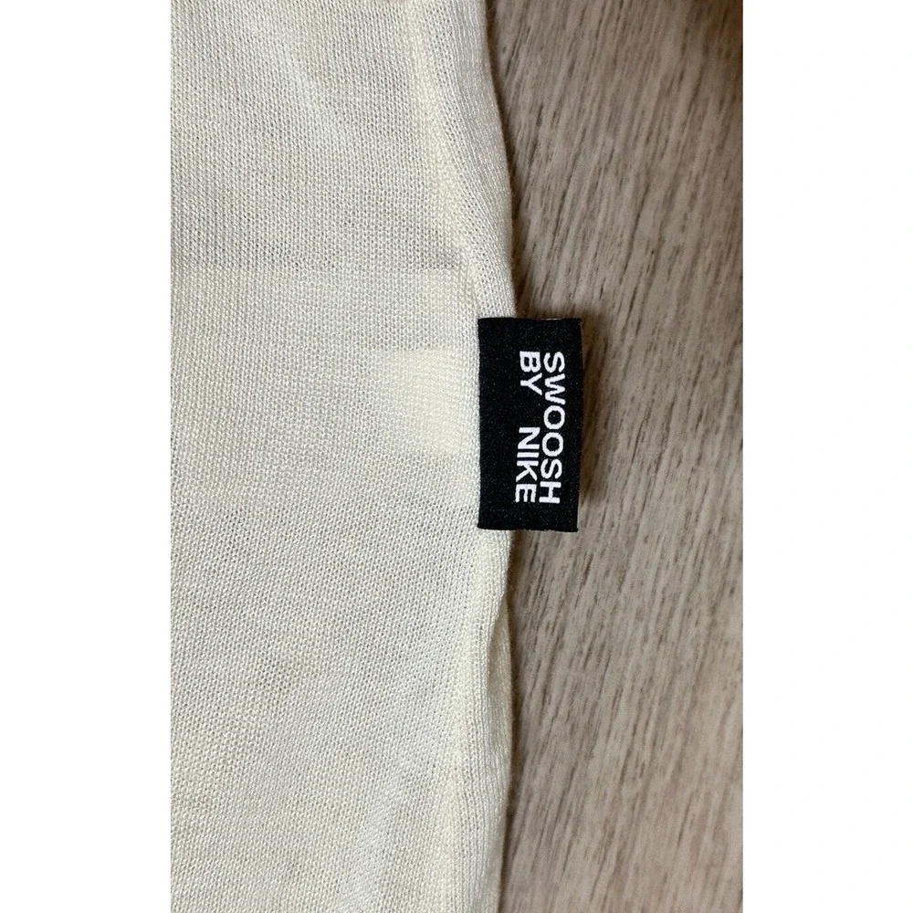 Nike Golf V-Neck Sweater Vest Cream With Black Swoosh Size XL (FD2873-113)
